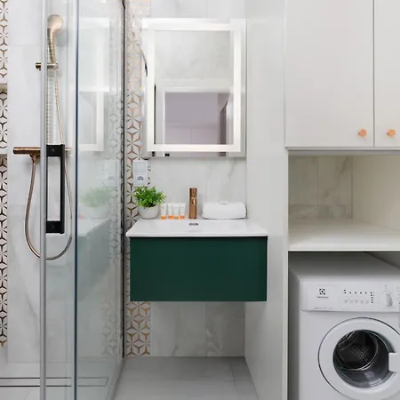 Lux Niemcewicza With Ac & Balcony Ochota By Renters Varšava