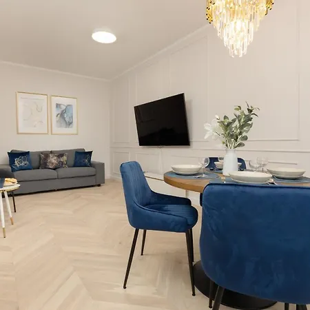 Apartment Lux Niemcewicza With Ac & Balcony Ochota By Renters