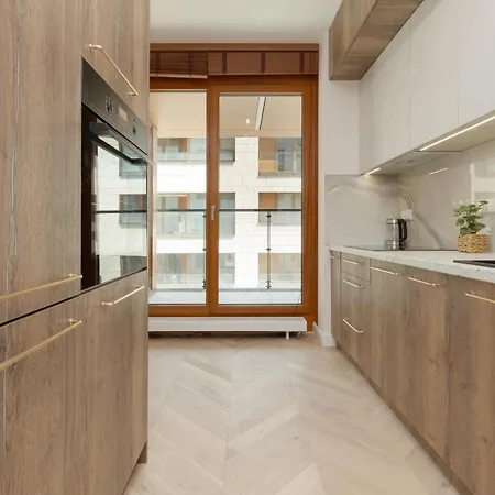 Lux Niemcewicza With Ac & Balcony Ochota By Renters *