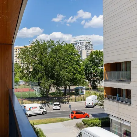 Lux Niemcewicza With Ac & Balcony Ochota By Renters Varsó