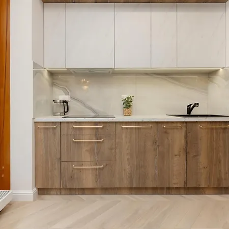 Lux Niemcewicza With Ac & Balcony Ochota By Renters